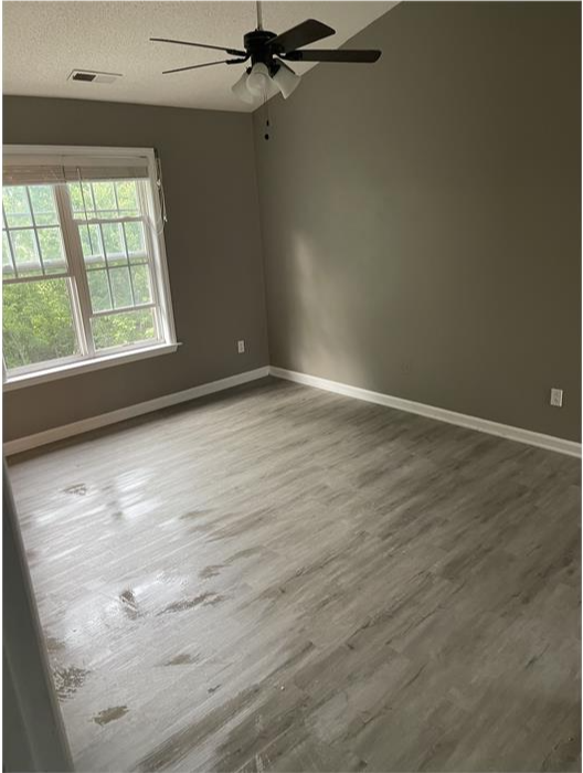 2441 Bay Harbor Dr - Photo 4 of 20