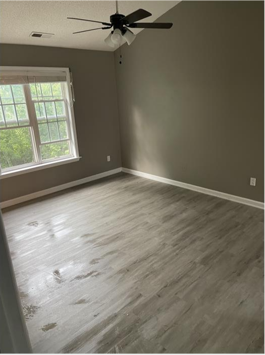 2441 Bay Harbor Dr - Photo 5 of 20