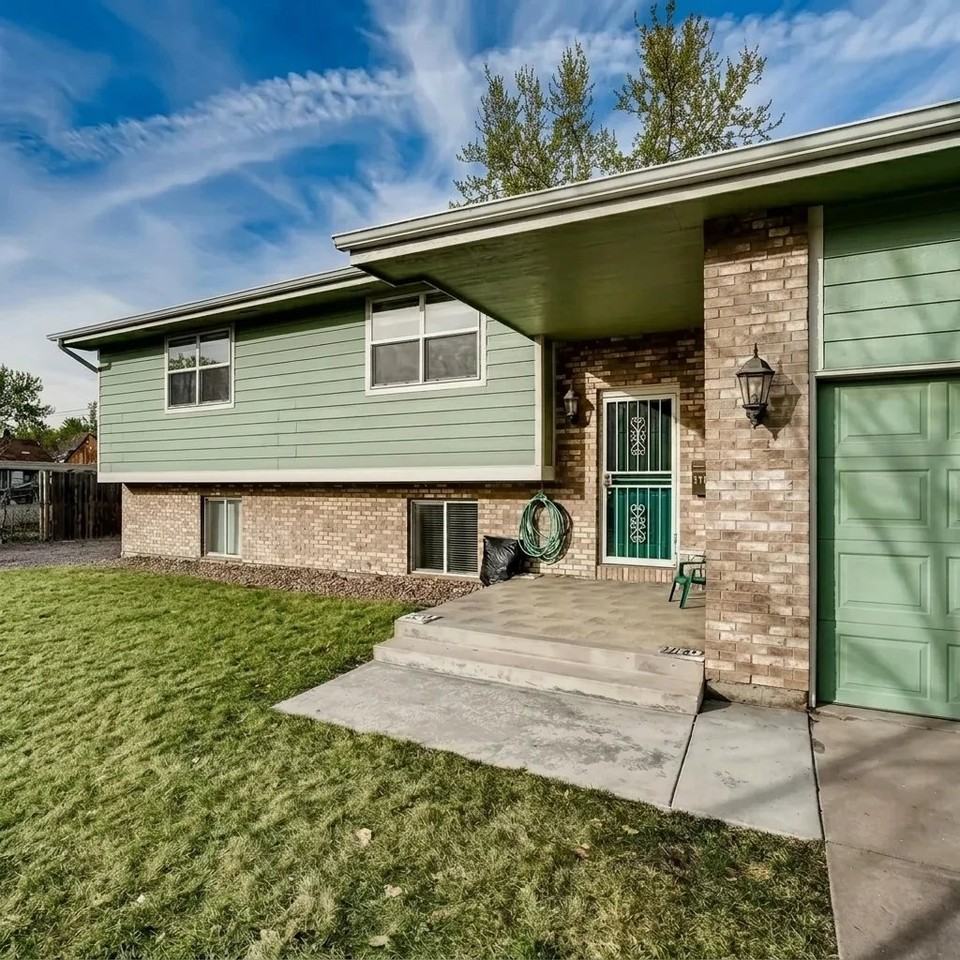 11911 W 13th Ave - Photo 4 of 46