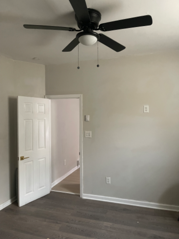 916 Ridge Ave - Photo 6 of 10