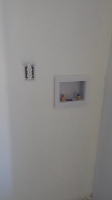 16108 Putnam St - Photo 3 of 10
