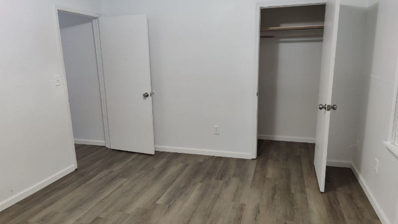 401 Duke St #10 - Photo 7 of 7