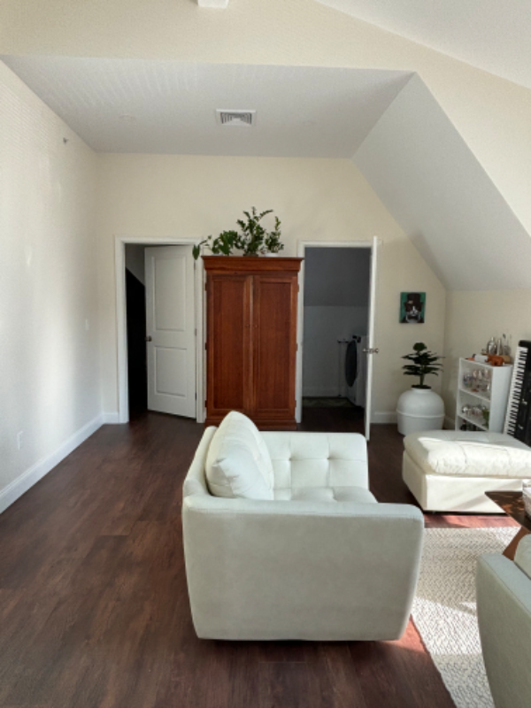 206 Waterman St #3A - Photo 6 of 8
