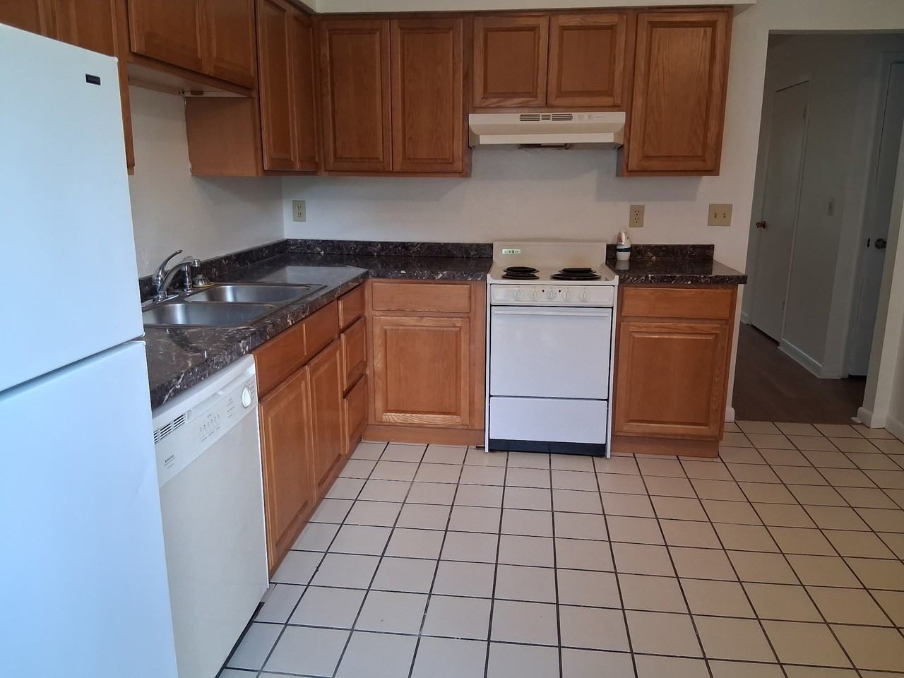 5649 Cherry Wood Cir - Photo 3 of 6