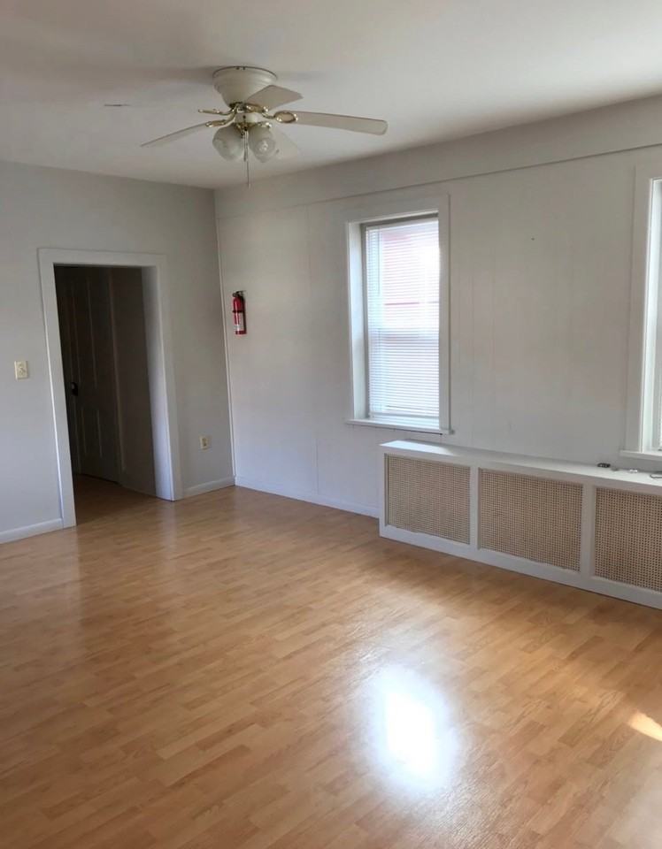 907 Chestnut St #D - Photo 3 of 6