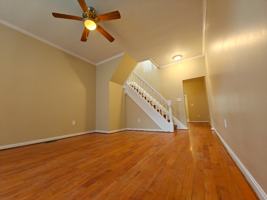 featured image of 400 E Lorraine Ave