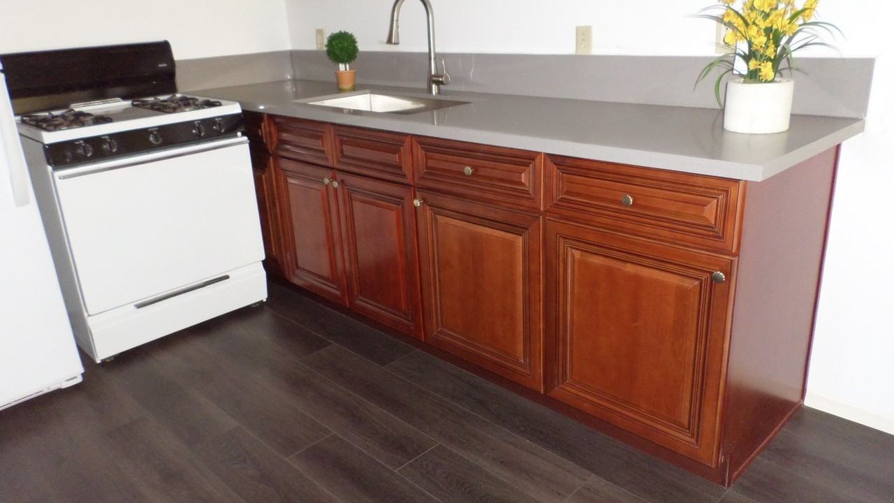 5271 Huntington Drive North, Los Angeles, Ca, Usa #207 - Photo 2 of 15