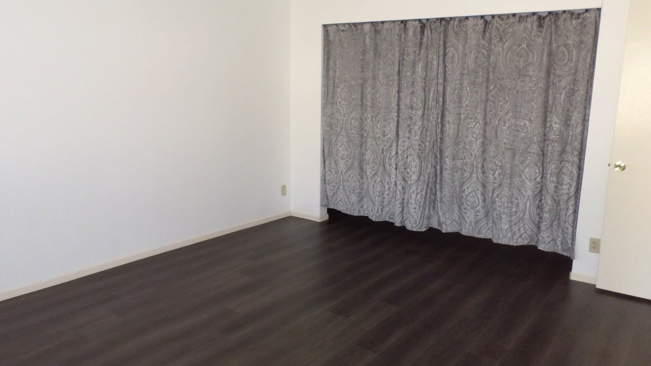 5271 Huntington Drive North, Los Angeles, Ca, Usa #207 - Photo 4 of 15
