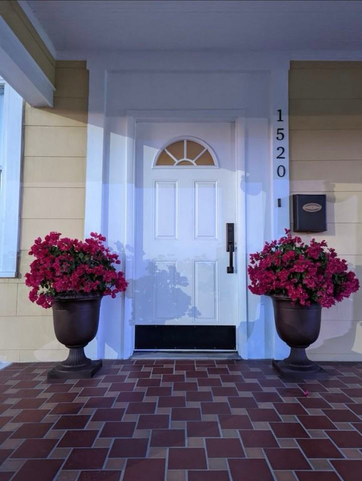 1520 E 21st Ave - Photo 3 of 20
