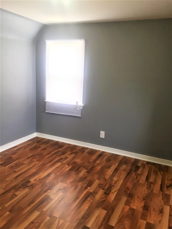 4625 N 35th St - Photo 5 of 19