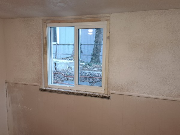 1289 W Custer Pl - Photo 2 of 7
