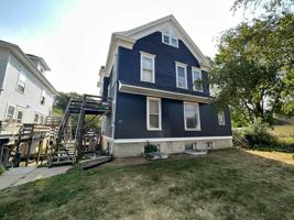 featured image of 210 Iowa St #4