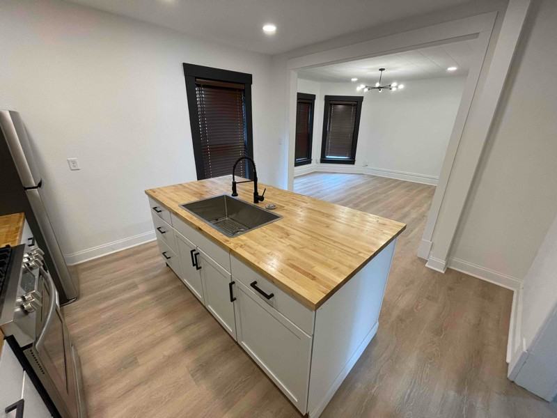 210 Iowa St #4 - Photo 7 of 8