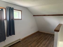 featured image of 924 N Center St #D