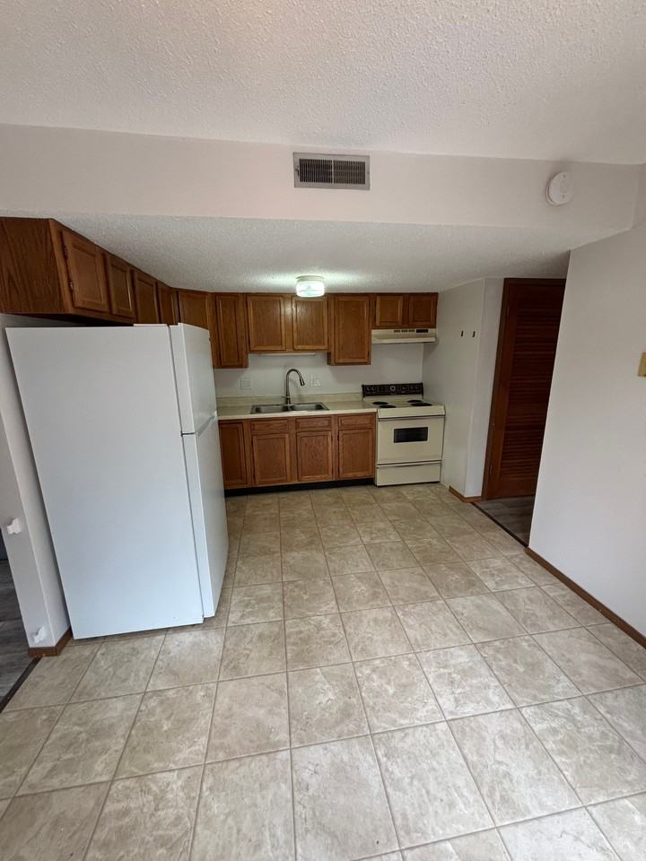 1606 N 2nd St - Photo 5 of 11