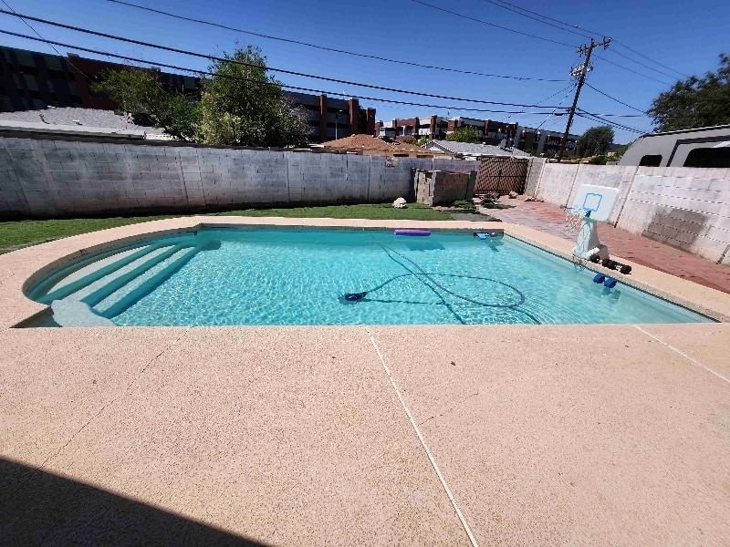 2829 W Marshall Ave #9 - Photo 2 of 10