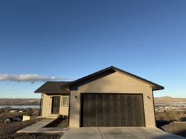 featured image of 185 Truman Ave
