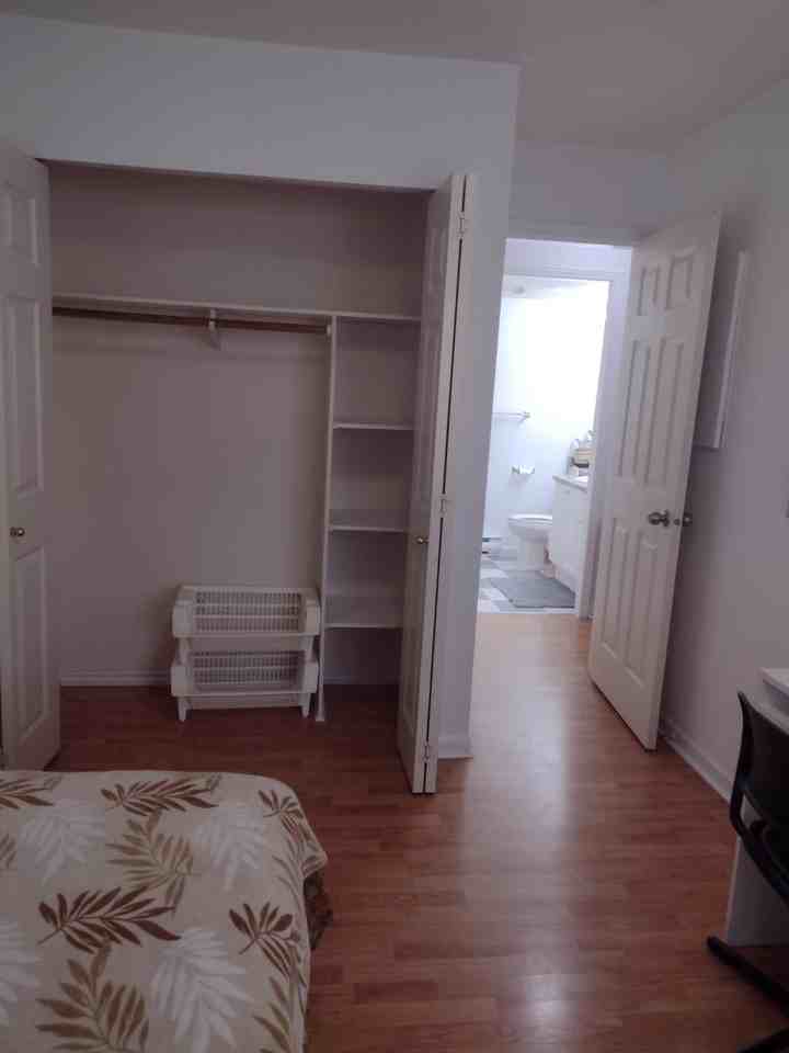 Sperling Ave & Southoaks Cres - Photo 2 of 9