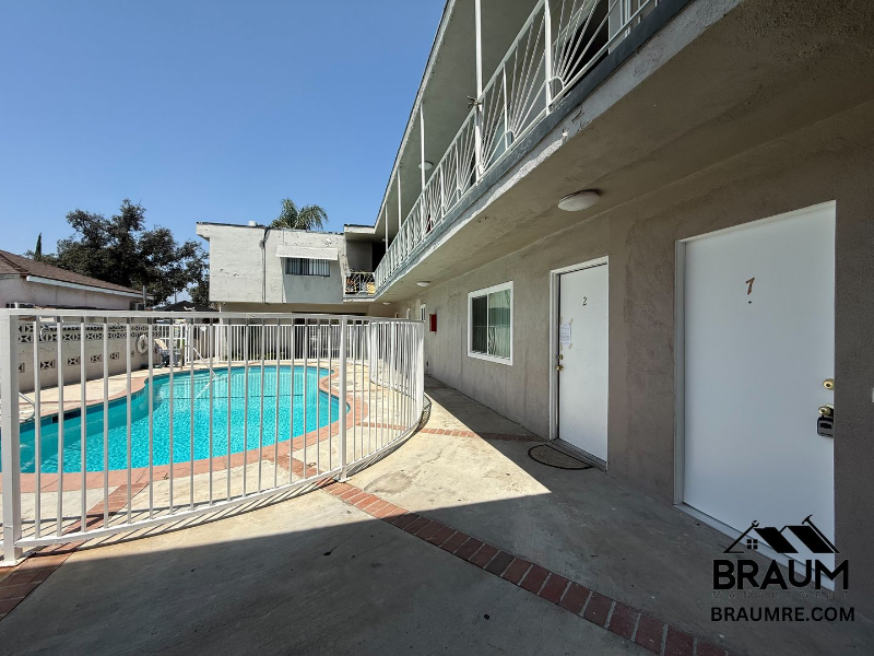 6636 Tujunga Ave #1
