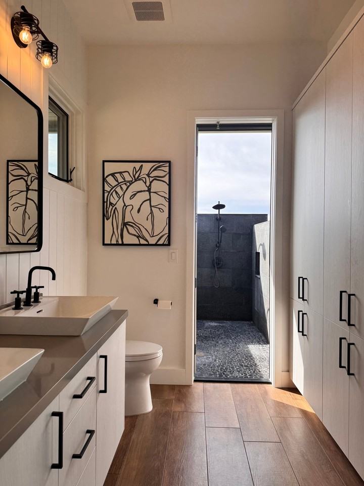 170 Haniu St - Photo 7 of 14