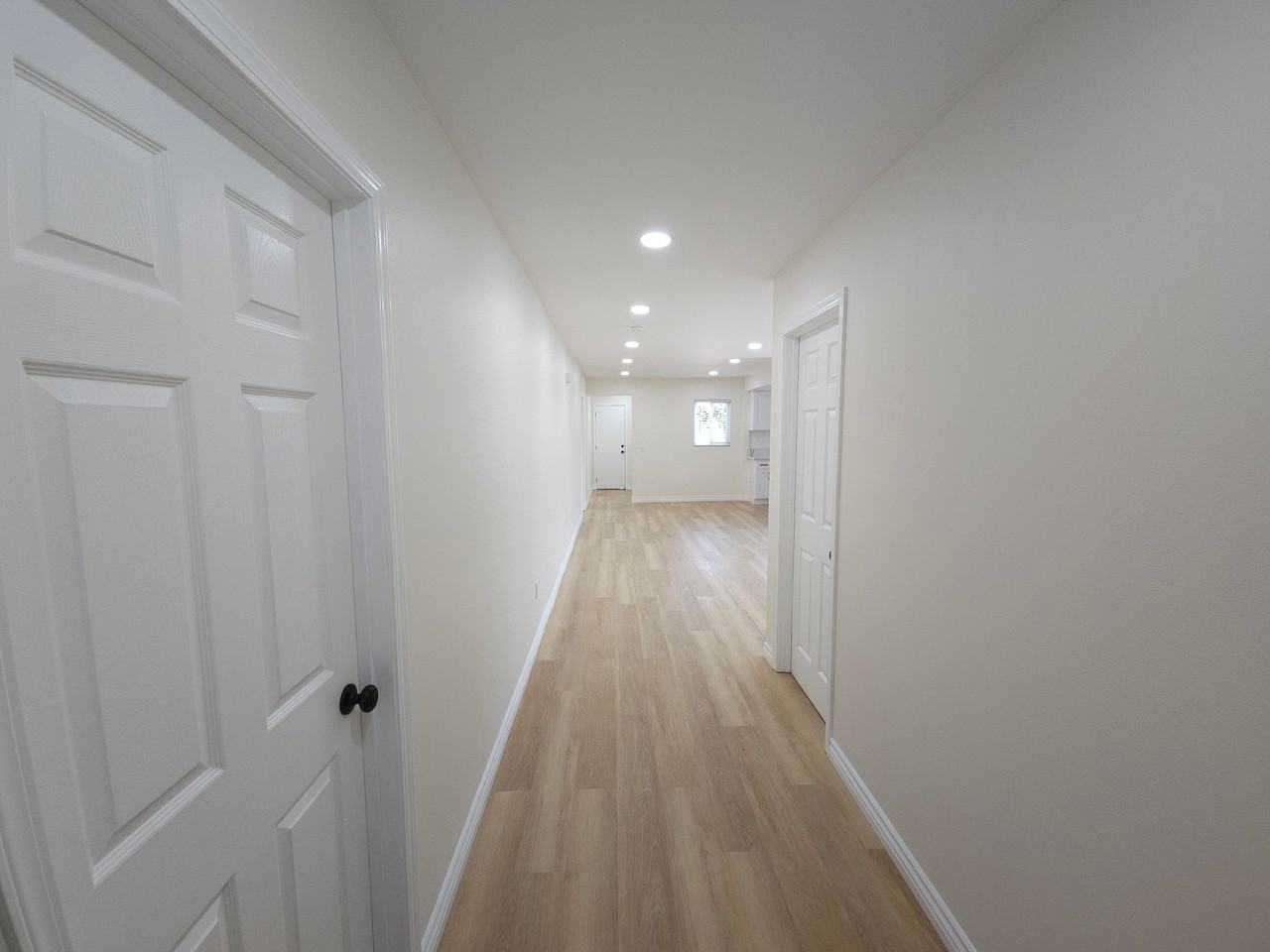 3751 E 6th St - Photo 5 of 39
