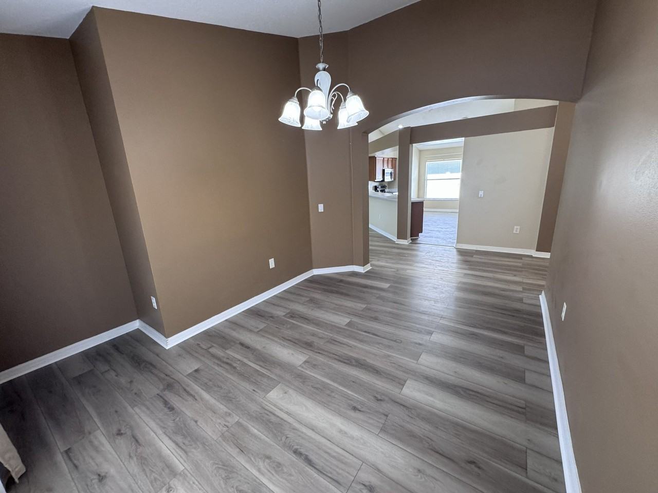 7507 Canal Point Ct - Photo 6 of 18