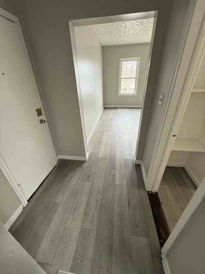 2620 Main St - Photo 4 of 9