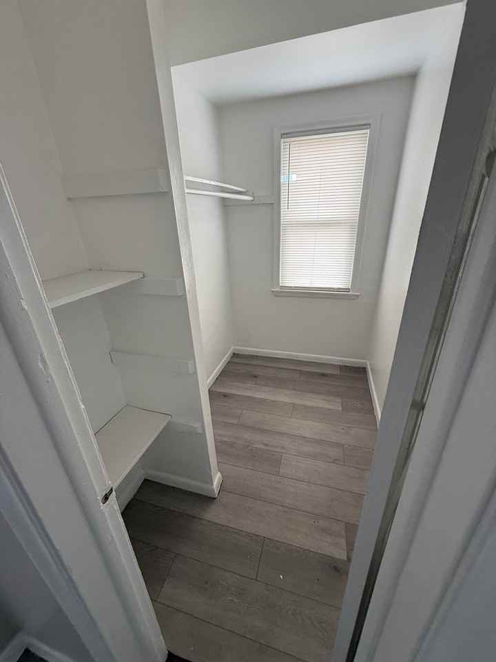 2620 Main St - Photo 5 of 9