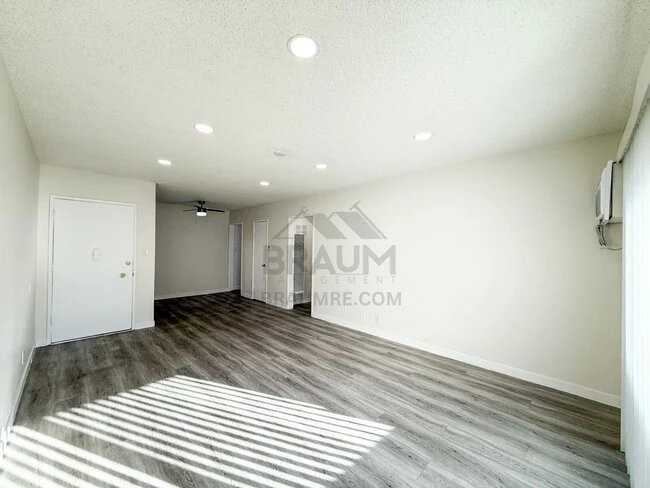5433 Sepulveda Blvd #1 - Photo 3 of 8