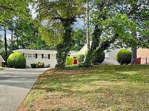 2812 Rainbow Forest Dr