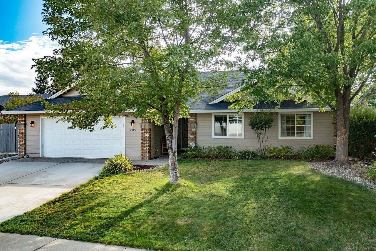 3099 Blue Bell Dr - Photo 2 of 15