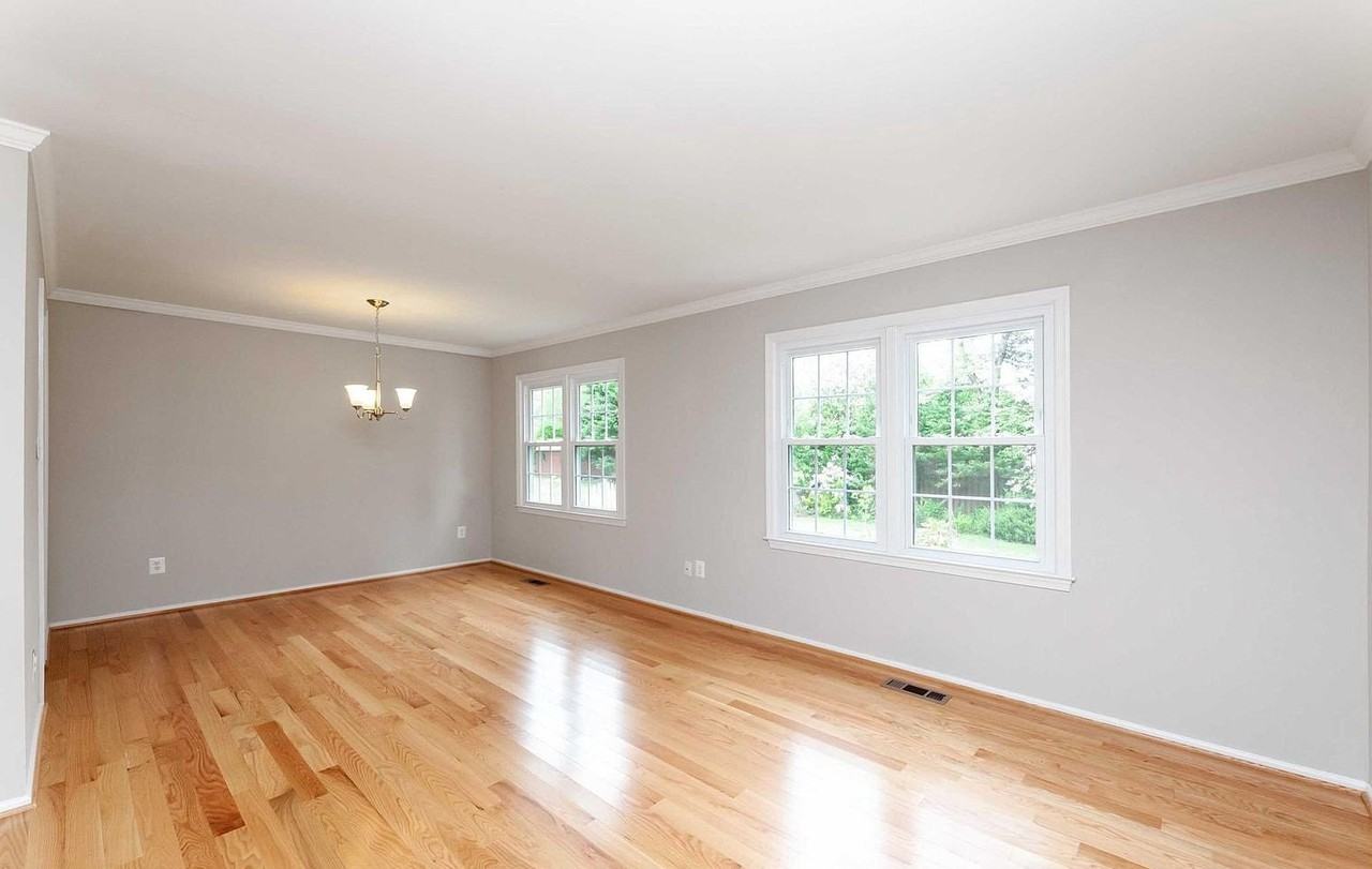 5307 Greenough Pl - Photo 3 of 16