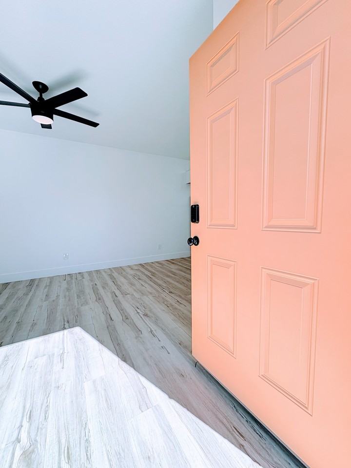 908 Canosa Ave - Photo 2 of 20