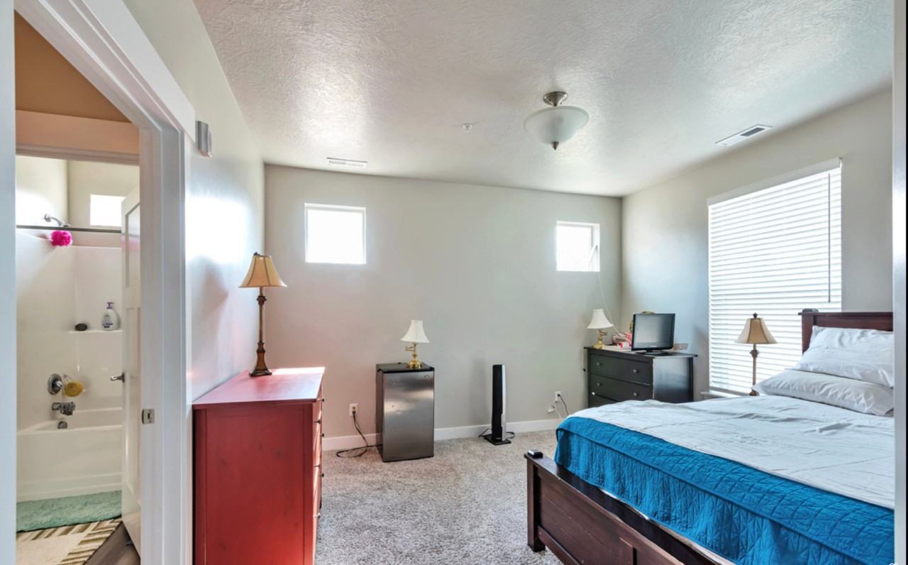 13239 S Dominica Ln #202 - Photo 7 of 12