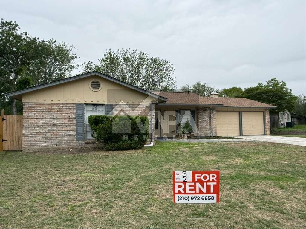 5419 Lake Grove Dr - Photo 2 of 20