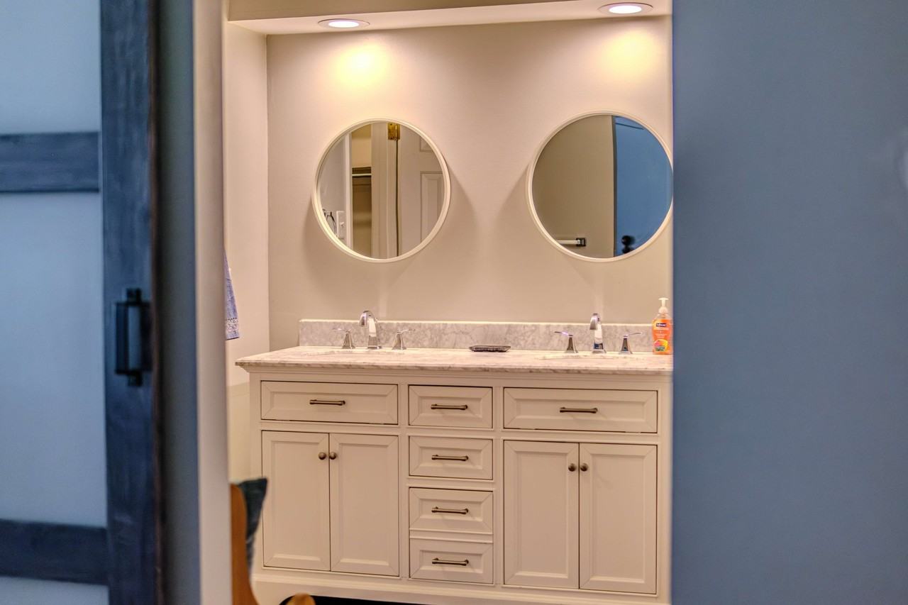 7969 Cross Ridge Dr - Photo 7 of 18