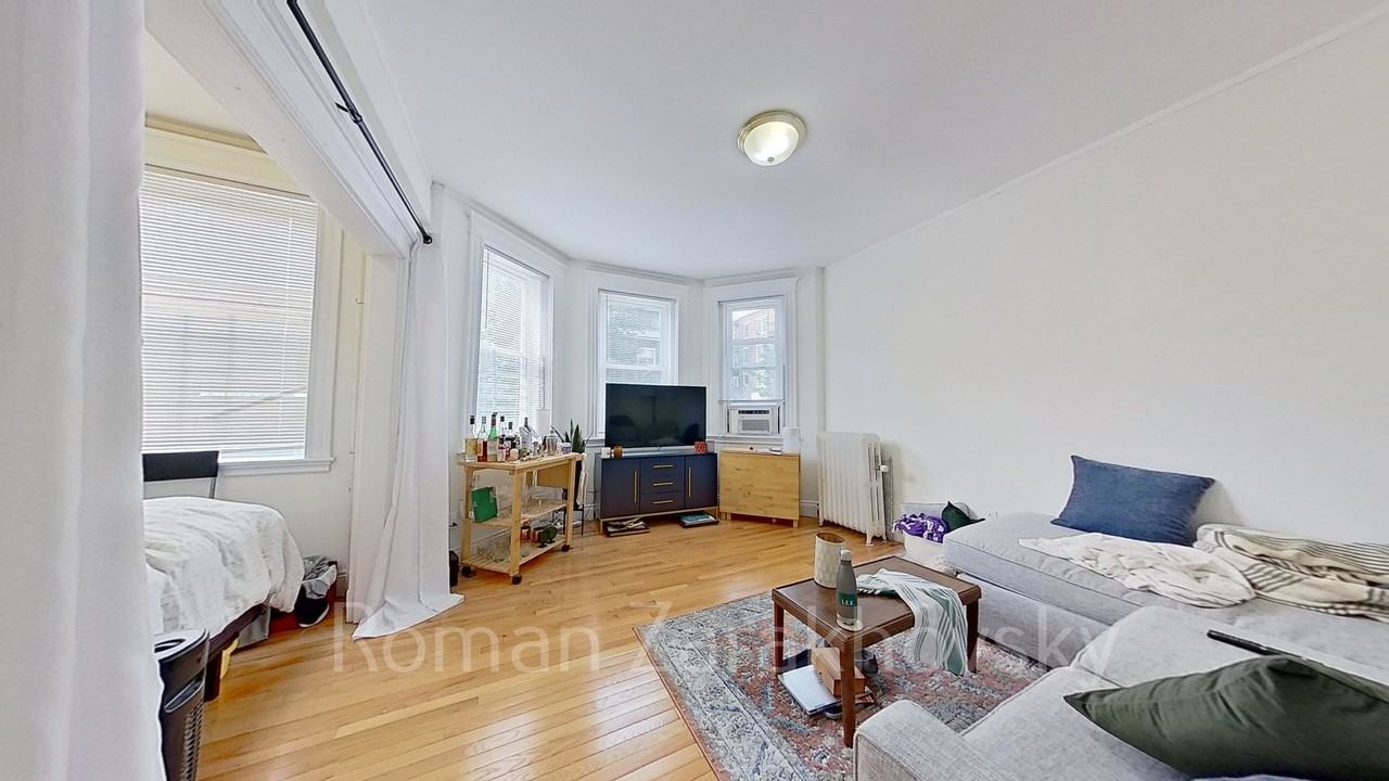 14 Orkney Rd #1 - Photo 5 of 19