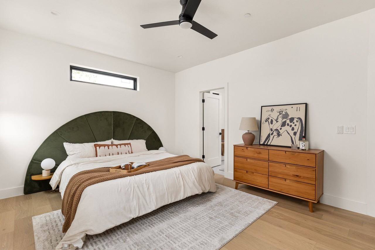 4416 S 1st St #2 - Photo 2 of 20