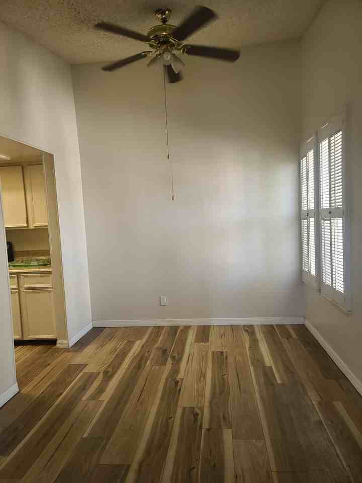 10624 Springwood Dr #D - Photo 4 of 10