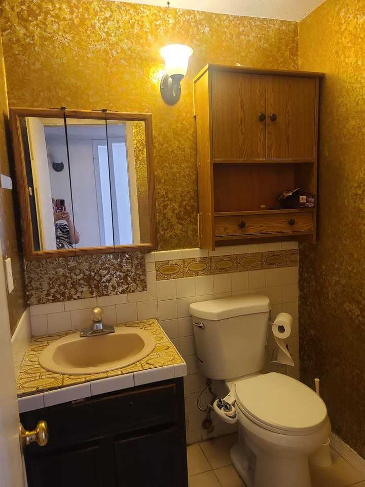 10624 Springwood Dr #D - Photo 7 of 10