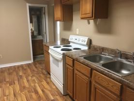 657 Marion Ct - Photo 1 of 1