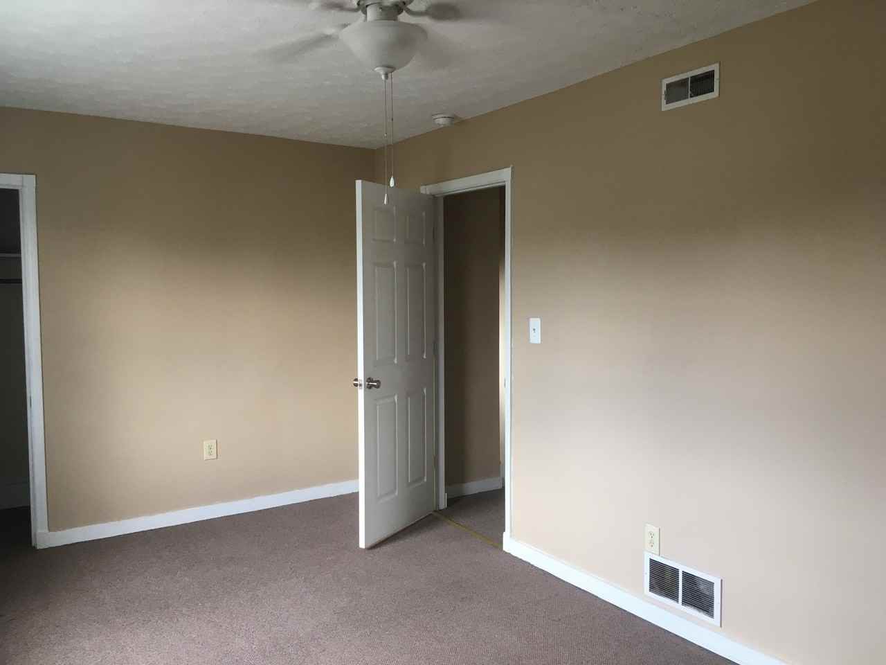 657 Marion Ct - Photo 5 of 8