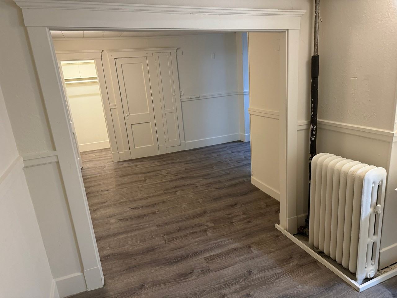 215 Main St #2J - Photo 3 of 5