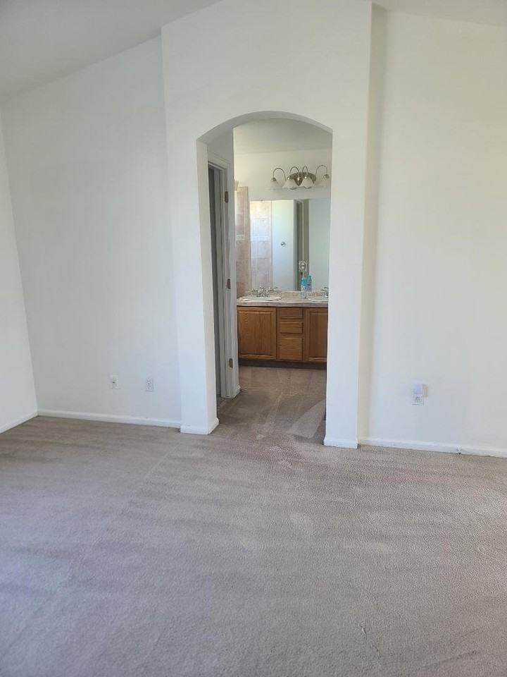 12467 Dexter Way - Photo 6 of 14