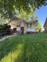 featured image of 1337 N Maple Ave