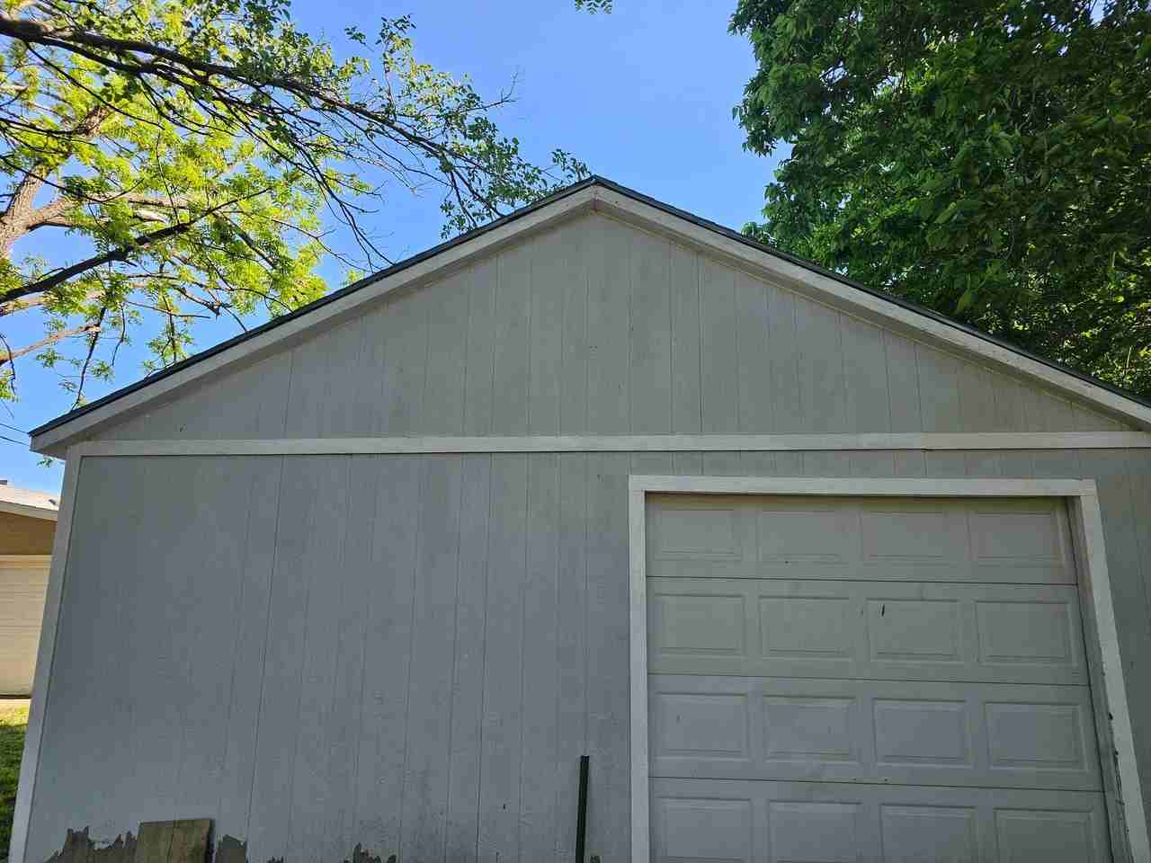 1110 Park St - Photo 5 of 6