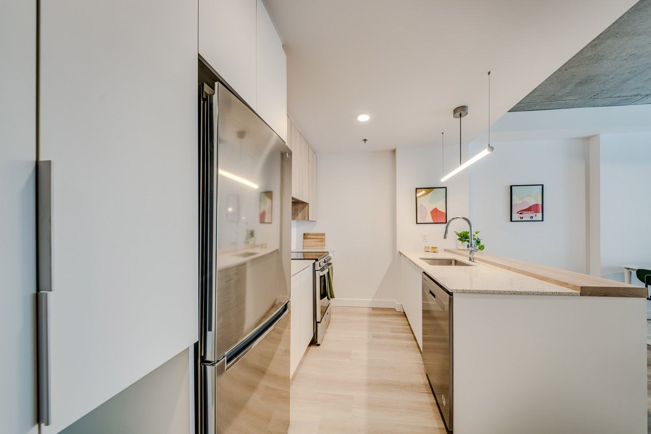 17 Boulevard Montclair #203 - Photo 2 of 11