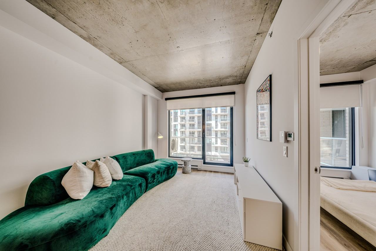17 Boulevard Montclair #203 - Photo 5 of 11