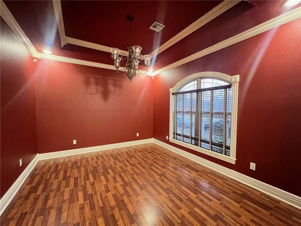 6517 Tall Oaks Loop N - Photo 2 of 15
