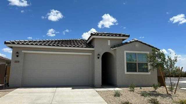 25135 N 172nd Dr